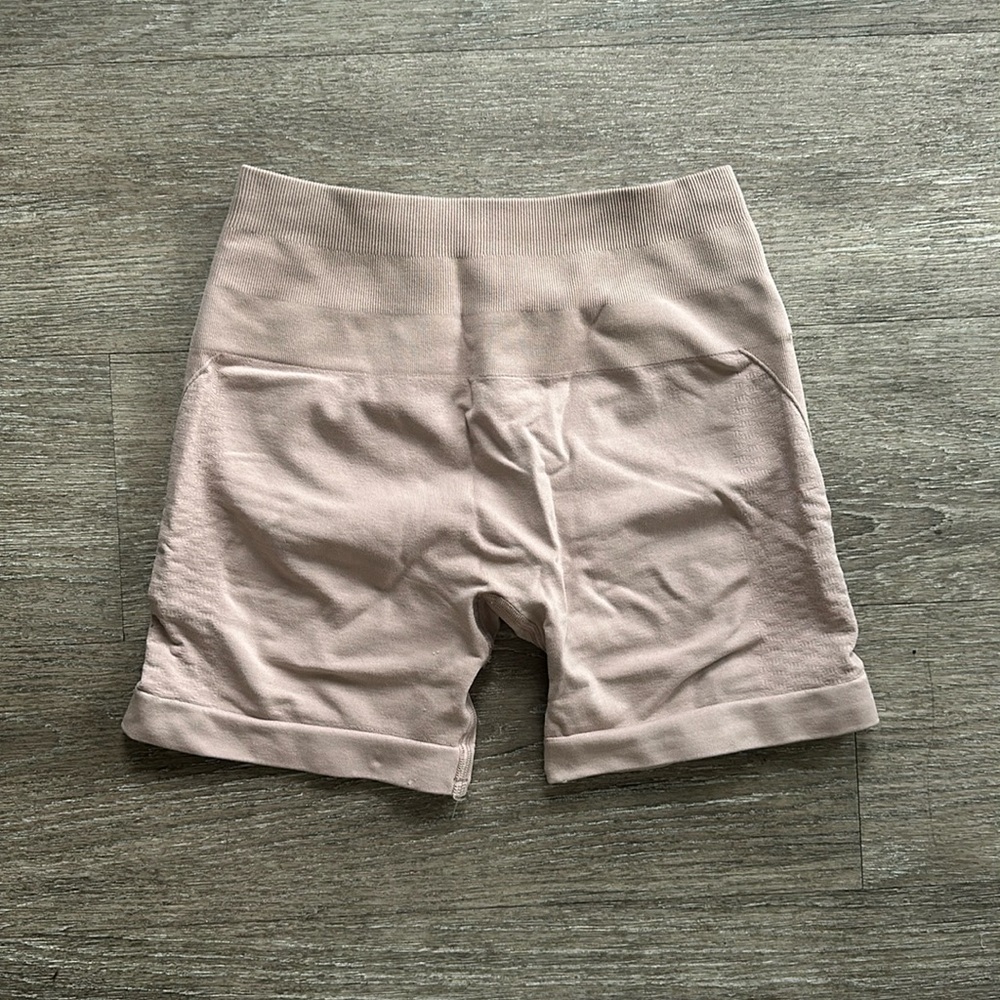 Alphalete Amplify Contour Shorts